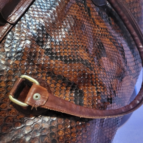 Unique Snake Python Purse - Picture 4 of 12